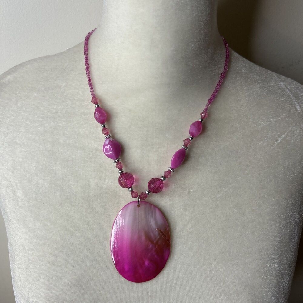 Fashion Necklace pink beaded plastic with faux shell hanging pendant